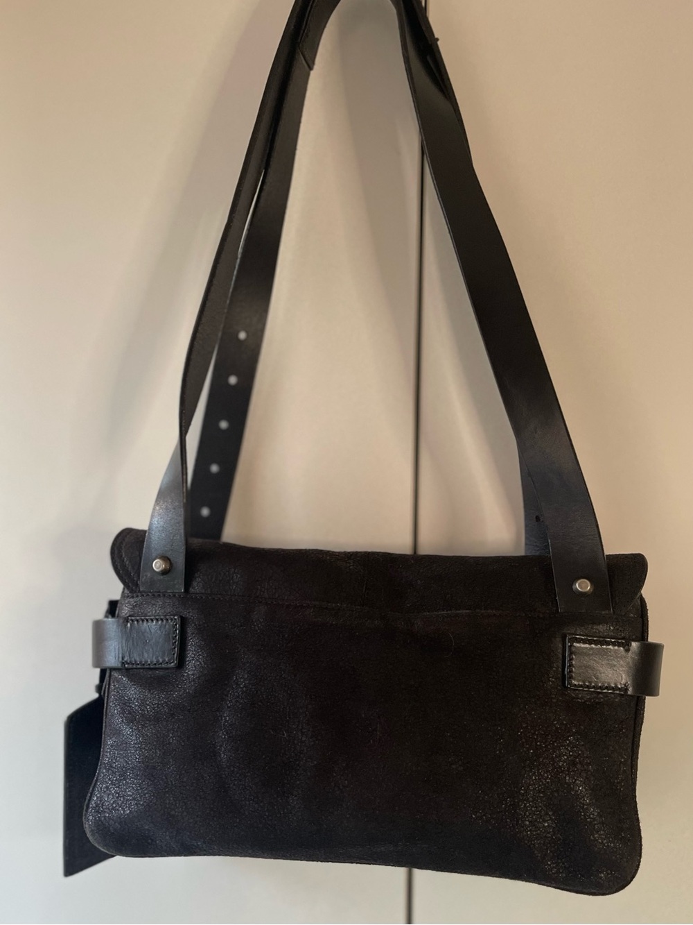Balenciaga Black Distressed Leather Shoulder Bag Adjustable Strap Italy Rare - Picture 5 of 16